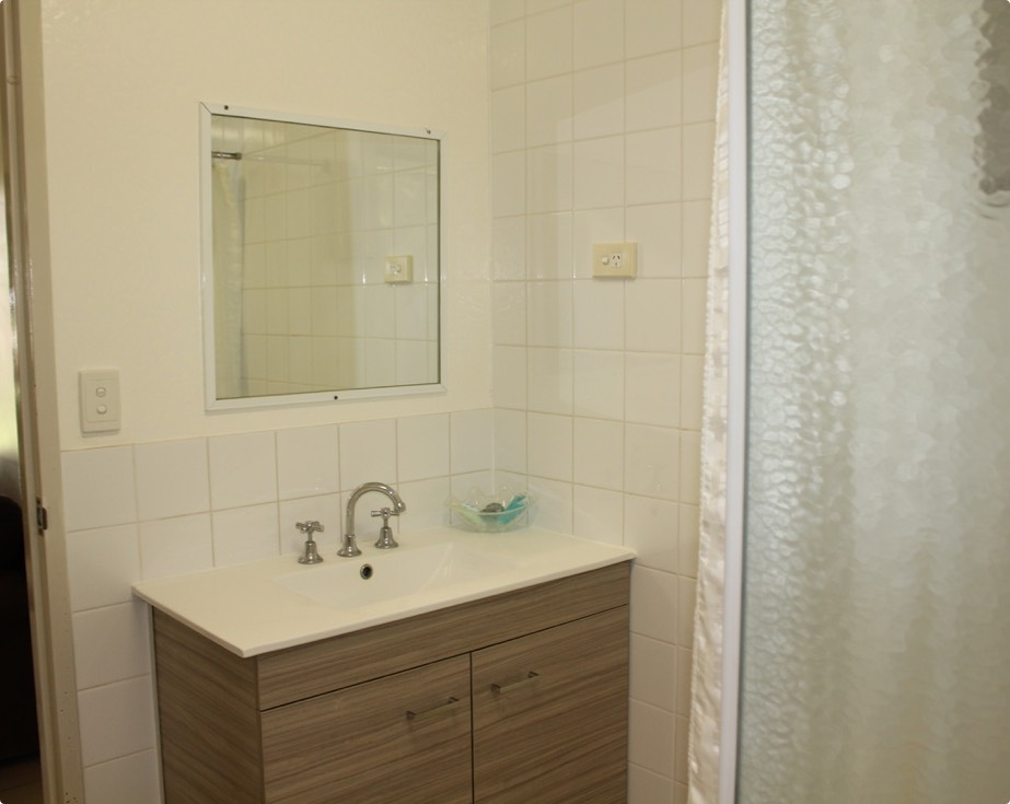 Garden Villas Ningaloo Coral Bay Bathroom